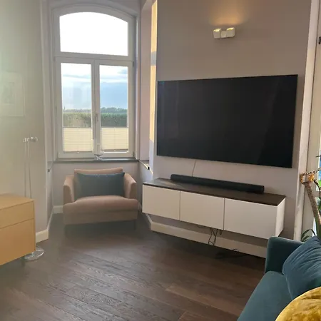 Doppelzimmer In Mit Poollandschaft, Sauna, Fitness Und Whirpool Homestay