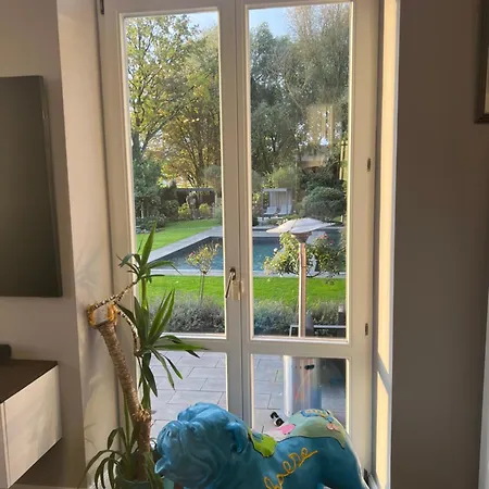 Manor House With Pool Area منزل للإقامة Tönisvorst