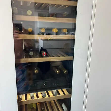 Manor House With Pool Area منزل للإقامة