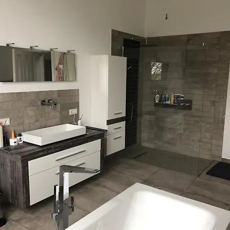 Manor House With Pool Area