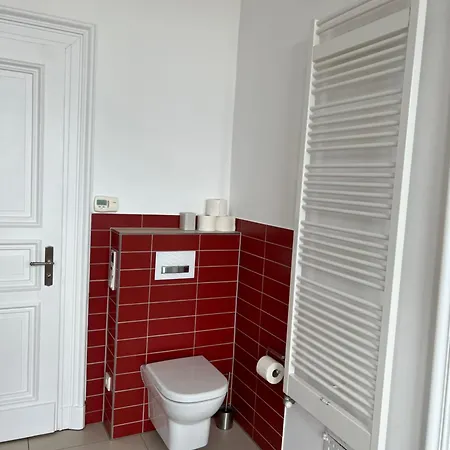 Manor House With Pool Area Tönisvorst