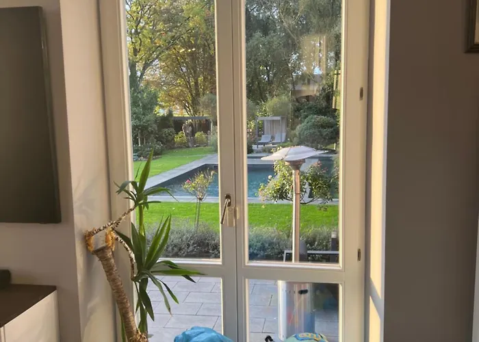 Manor House With Pool Area Pansiyon Tönisvorst