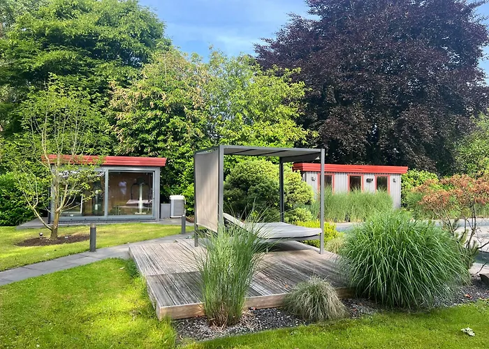 Manor House With Pool Area *