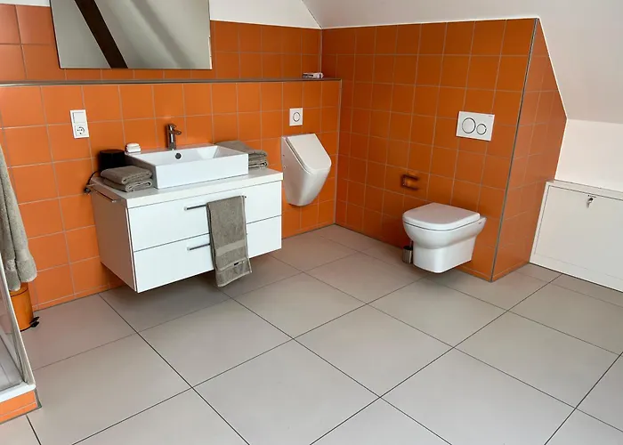 Manor House With Pool Area *